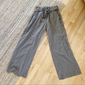 NWT Thread & Supply paperbag waist olive pants M